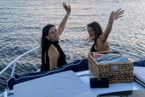 Porto: 6 siltaa -risteily portviinin maistajaisilla ja auringonlaskun katseluvaihtoehdolla