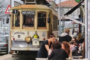 Porto City: edullinen yksityiskierros viininmaistajaisilla (erikoistarjous pariskunnille)