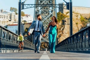 Porto: Sessione fotografica di coppia a Foz Velha