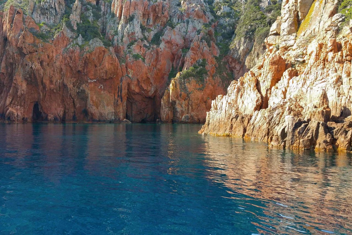 Porto: Creeks of Piana & Capo Rosso Guided Boat Tour