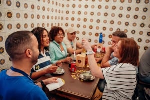 Porto: Delicious Food and Wine Walking Tour