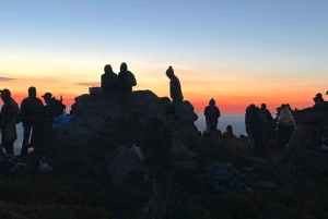 Ночная прогулка с гидом, чтобы насладиться восходом солнца на горе Марао