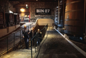 Porto: Fonseca-kældertur og fadoshow med valgfri middag