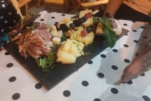 Porton maut ja tarinat: ruoanmaistajaiset ystävien kanssa