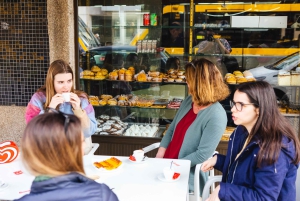 Oporto: Tour a pie de degustación de comida y vino con la Cueva del Vino de Oporto