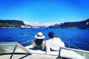 Porto:Privat tur med båt 6 broar 1h30 grupppris upp till 6px