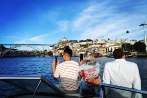 Porto:Privat tur med båt 6 broar 1h30 grupppris upp till 6px