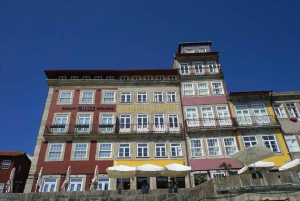 Porto: Yksityinen historiallisen keskustan kävelykierros ja degustointi