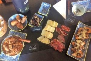 Porto: Yksityinen kävelykierros maisteluineen