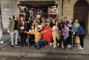 Porto: PubCrawl med 6 drinks + VIP-klubadgang