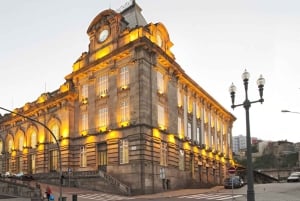 Porto Ribeira and highlights Private Walking Tour