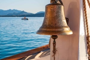 Porto San Paolo: Aperitivo al tramonto in crociera d'epoca a Tavolara