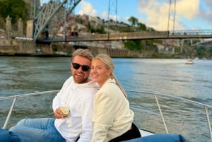 Porto SHARED Boat Tour: Bridges & River Mouth w/ DRINKS
