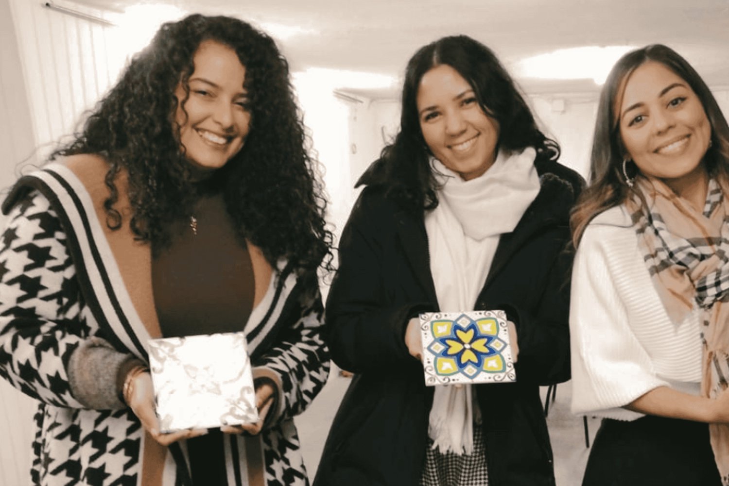 Porto: Tile-Painting Workshop with Porto Wine - Bainharia