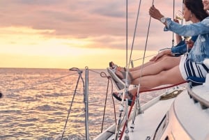 Utflykt i Porto: Tur på en segelbåt delad eller privat (Sunset Option)