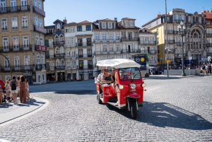 Porto: Tuk-Tuk-tur Tuk-Tuk-tur, guidad kryssning på floden Douro och vinprovning