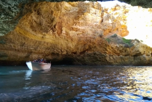 Portugal: 2 timers bådtur til Benagil-hulen
