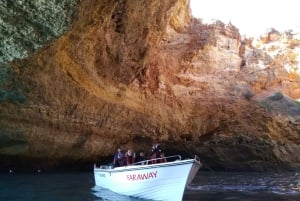 Portugal: 2 timers bådtur til Benagil-hulen
