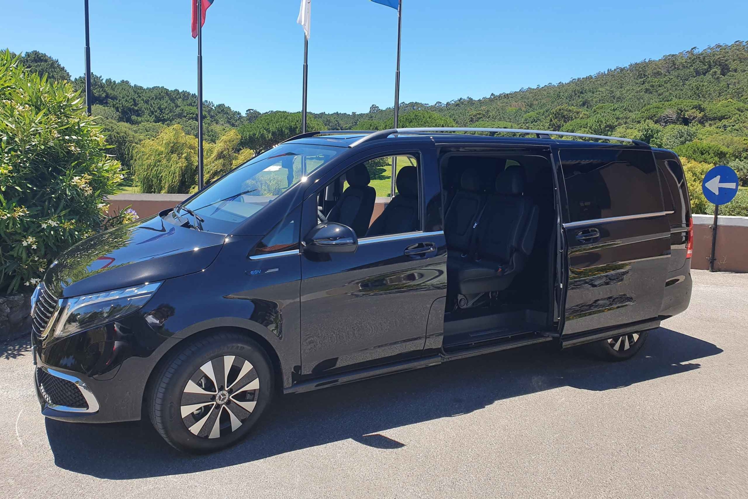 Privat transfer: Lissabon flygplats till/från Cascais/Estoril