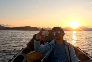 São Miguel: Auringonlaskun veneretki – kultainen valo, kalliot ja luolat