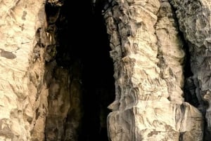 São Miguel: Auringonlaskun veneretki – kultainen valo, kalliot ja luolat