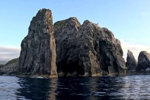 São Miguel: Auringonlaskun veneretki – kultainen valo, kalliot ja luolat