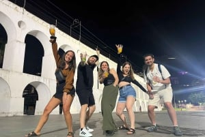 Rio: Pub Crawl a Lapa con degustazione di Cachaça e Samba dal vivo