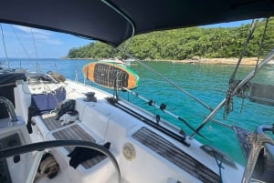Passeio de Veleiro em Ubatuba
