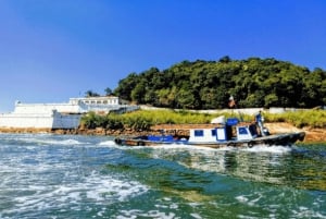 Santos & Guarujá: Private Speedboat Tour with Food & Drinks