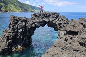 São Jorge Island Tour med tilvalg af snorkling og vandretur