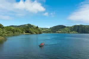 São Miguel: Sete Cidades og ananasplantasjetur