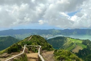 São Miguel: Sete Cidades og ananasplantasjetur