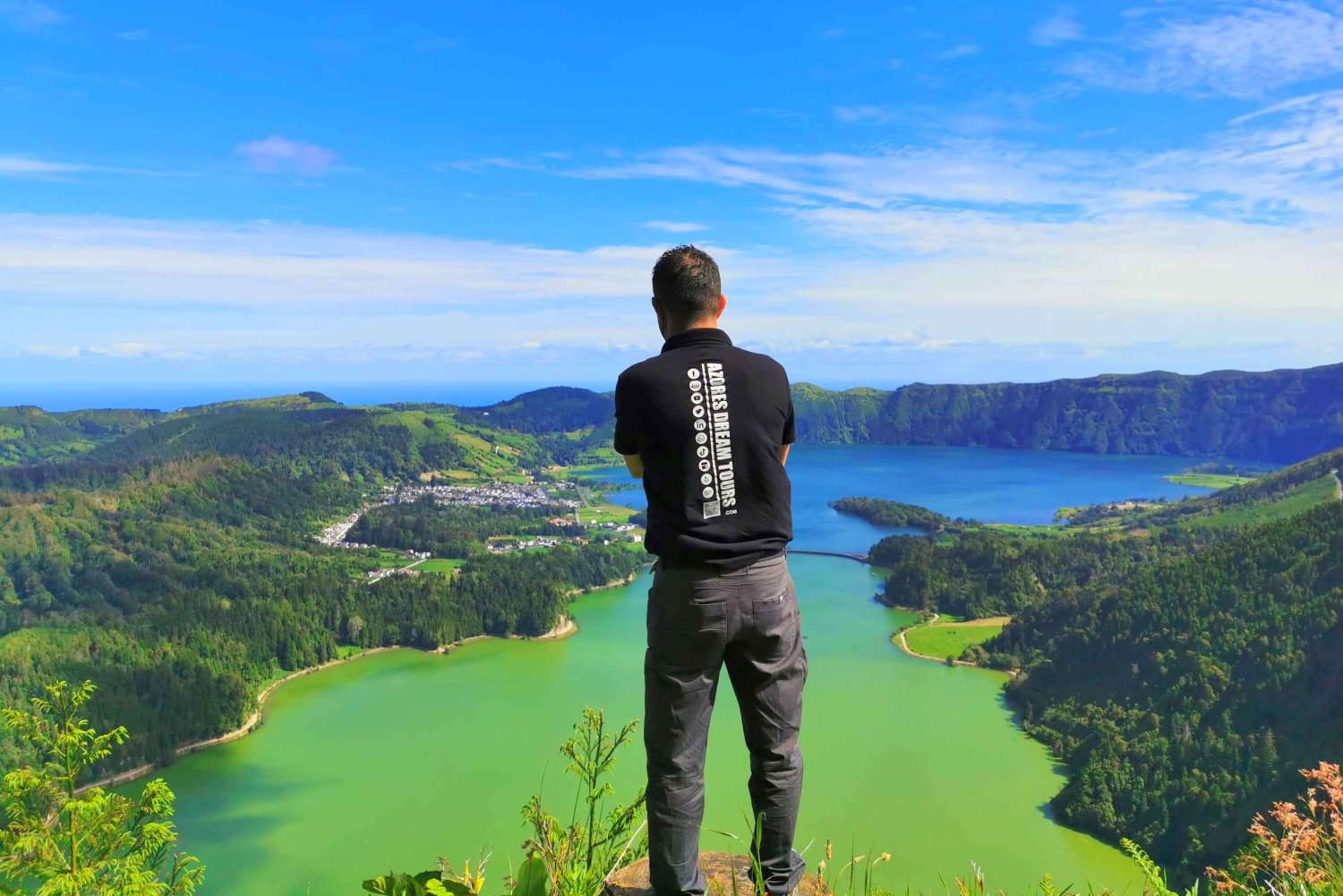 São Miguel West: Sete Cidades and Fogo Tour with Lunch