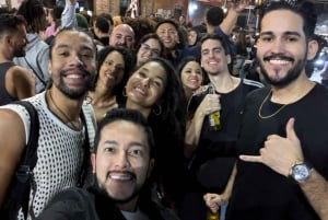 São Paulo: Bars and clubs walking tour in São Paulo