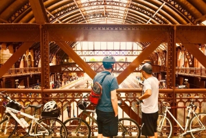 São Paulo: Downtown Historical Bike Tour