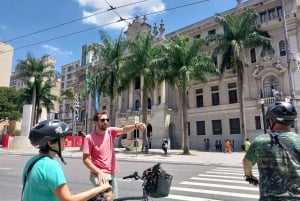 São Paulo: Downtown Historical Bike Tour