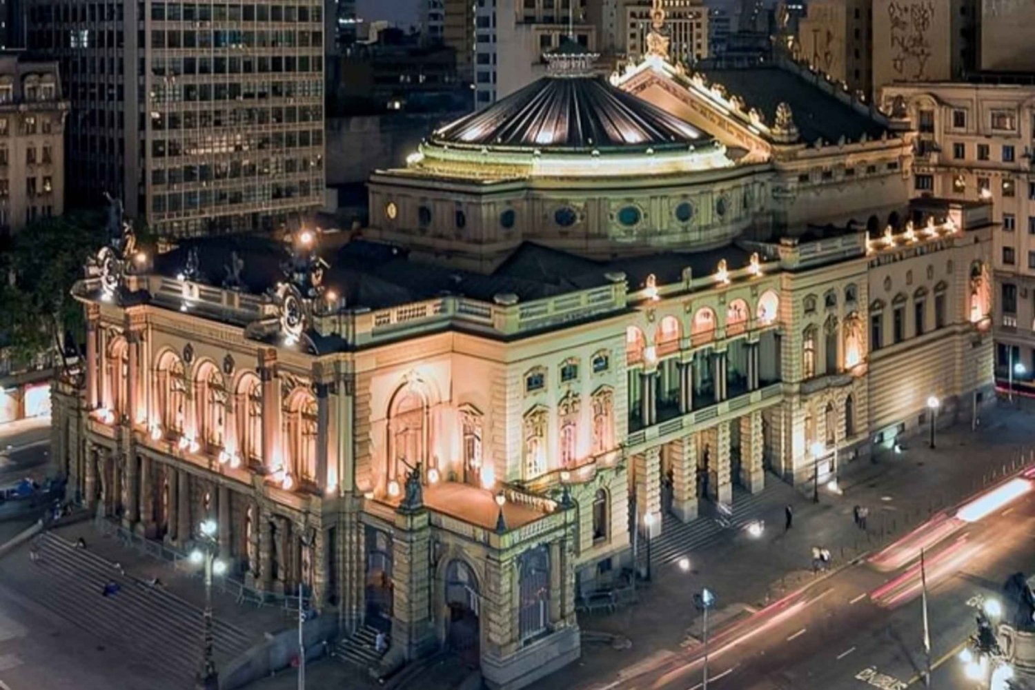 São Paulo: Recorrido a pie con guía por los lugares de visita obligada
