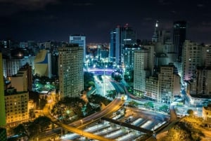 Sao Paulo: Panoramiczna nocna wycieczka z kolacją z grilla