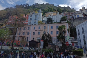 Sintra: Pena-palatset, historiska centrum och lokala delikatesser.