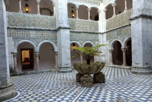 Sintra: Indgangsbillet til Pena-paladset og parken med tuk-tuk-tur