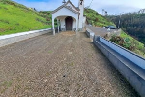 Etelä-Madeira: päiväretki, henkeäsalpaava vuoristo- ja rannikkomatka