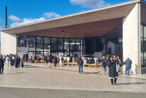 Besök grottorna i Mira de Aires, Fátima, Batalha och Óbidos