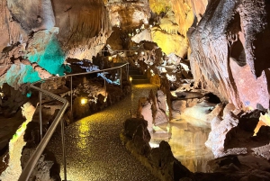 Besök grottorna i Mira de Aires, Fátima, Batalha och Óbidos