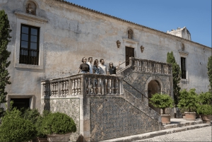 Visita a Bodegas y Mercado de Pescado con Degustación desde Lisboa