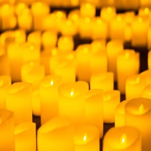 Candlelight: Anthems of 80s Rock