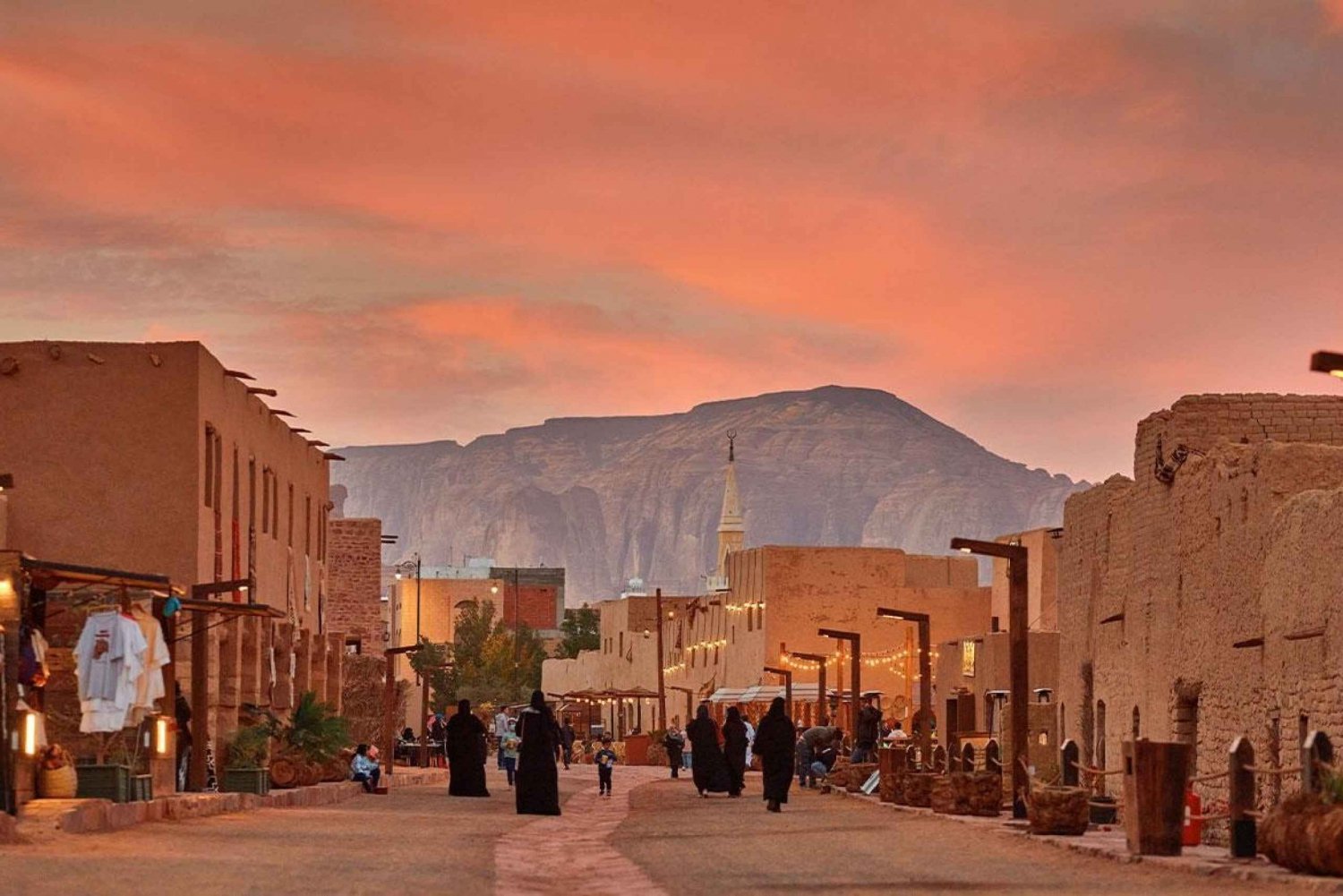 A tourist trip to visit the Saudi heritage city of AlUla