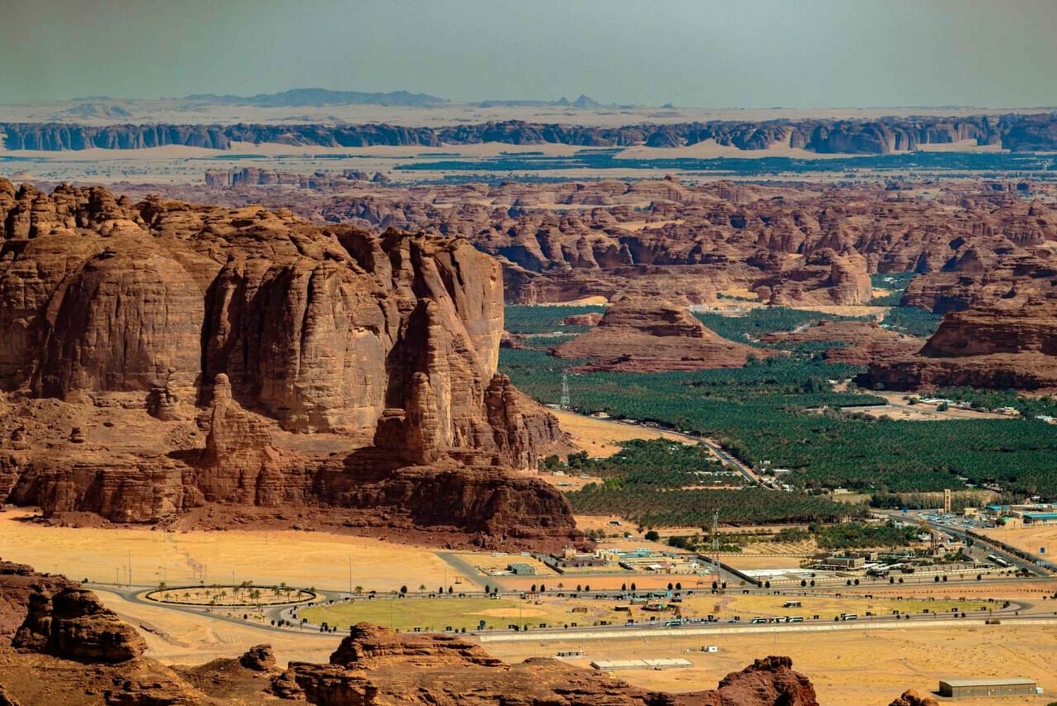 AlUla: Ancient Wonders & City Tour with Lunch