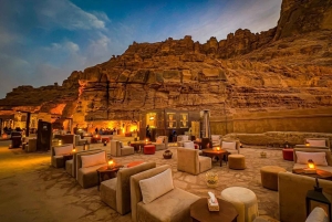 AlUla: tour di un giorno a Hegra, alla Roccia dell'Elefante e alla città vecchia