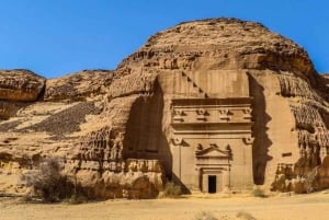 Alula: Hegra Guided Tour
