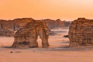 Alula: Hegra Guided Tour